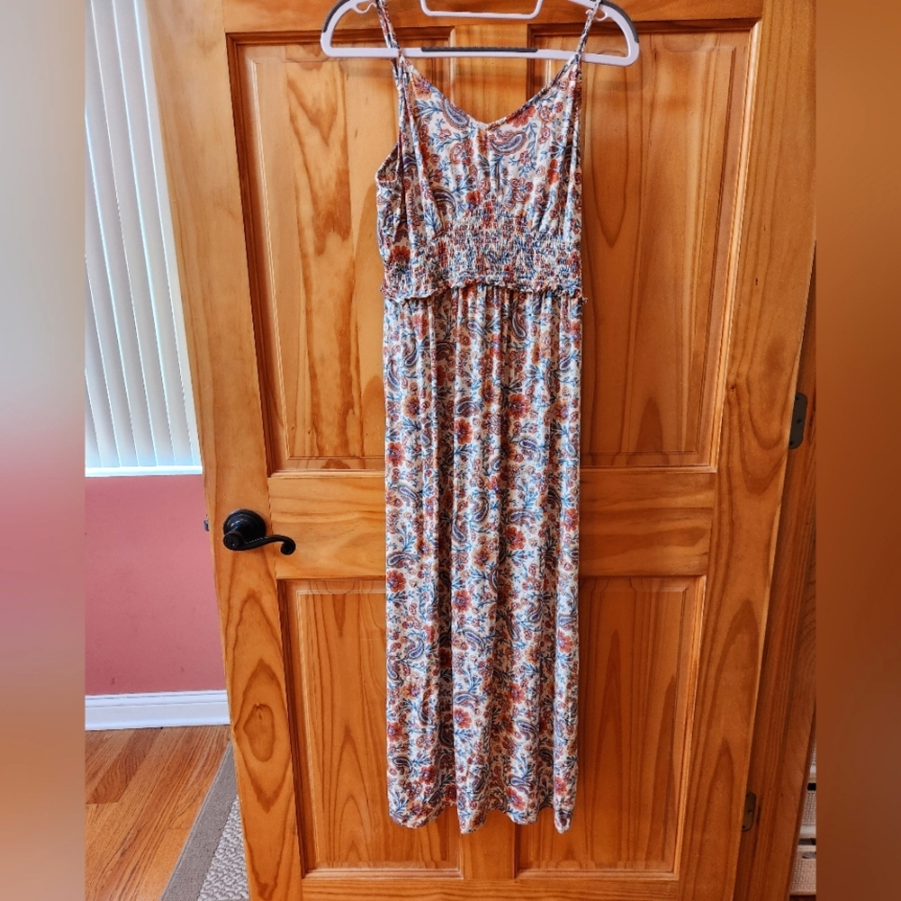 Long floral small new dress
